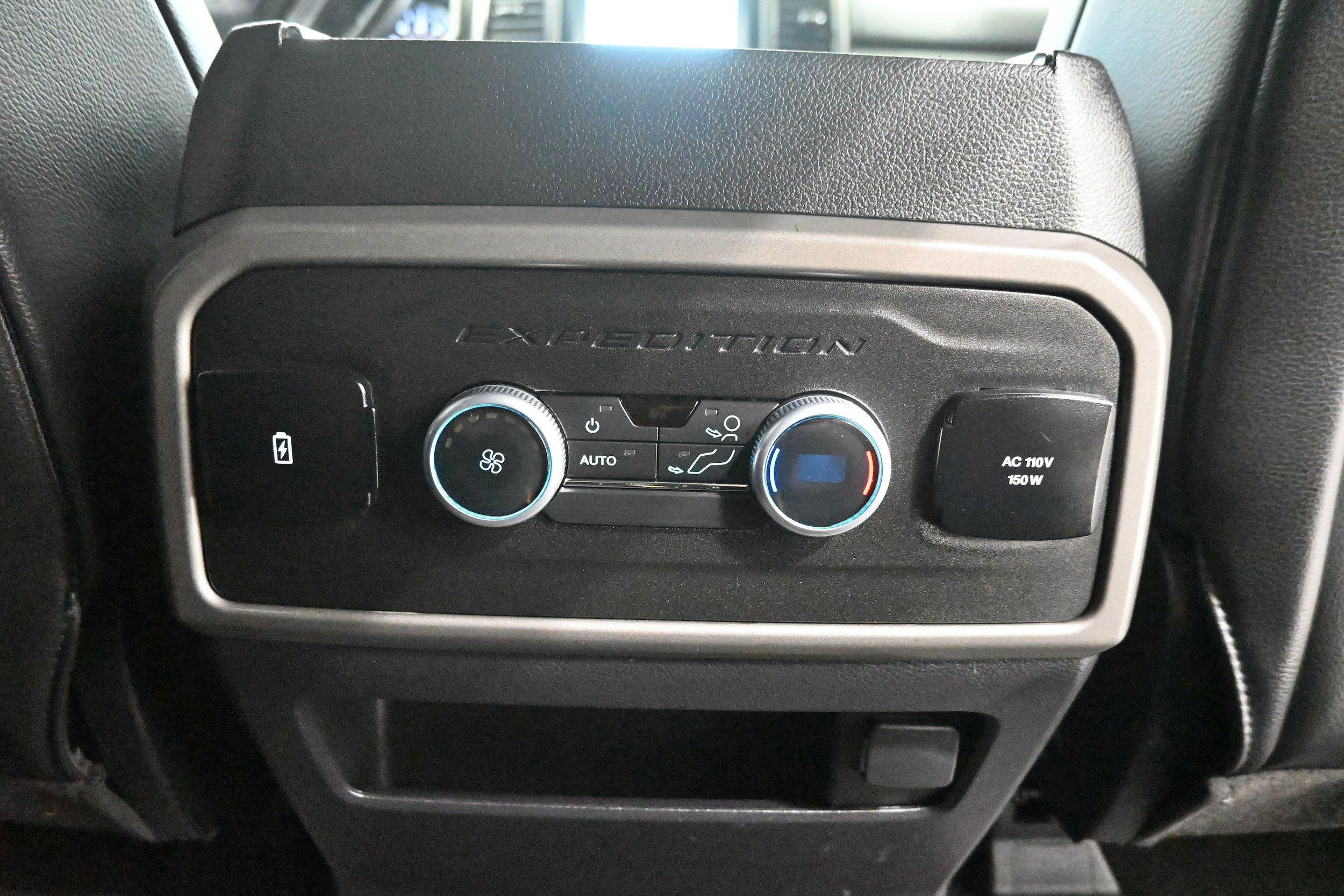 Used 2021 Ford Expedition XLT AWD/4WD image 30