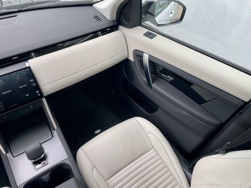 Certified 2025 Land Rover Discovery Sport S AWD/4WD image 18