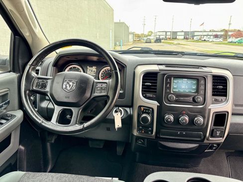 Used 2016 RAM 1500 Big Horn image 3