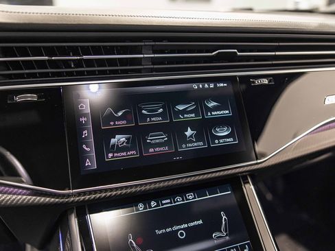 Used 2022 Audi RS Q8 w/ Carbon Optic Package image 28