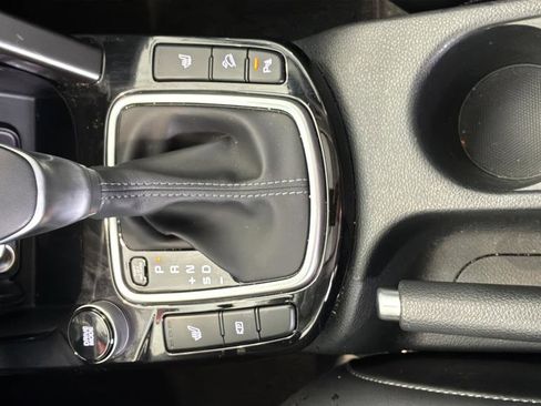 Used 2025 Kia Seltos EX w/ EX Sunroof Package FWD image 24