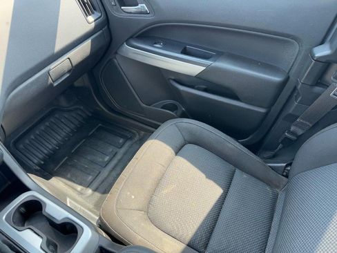 Used 2022 Chevrolet Colorado LT w/ Fleet Safety Package RWD image 15