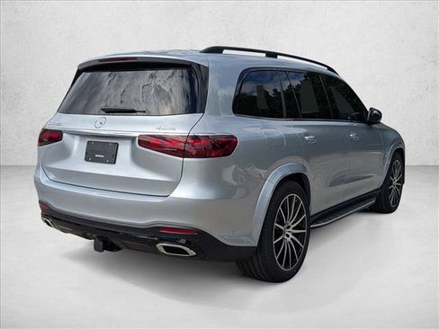 New 2026 Mercedes-Benz GLS 450 4MATIC image 2