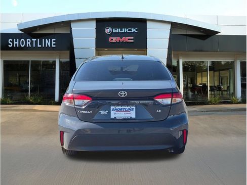 Used 2023 Toyota Corolla LE FWD image 4