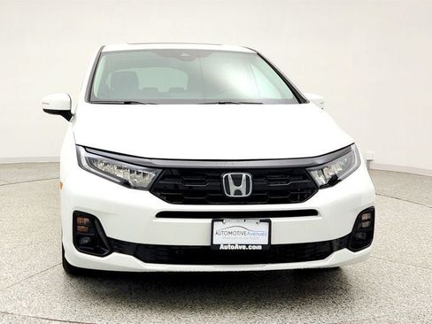 Used 2026 Honda Odyssey Elite image 2
