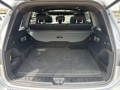 Used 2026 Mercedes-Benz GLB 250 image 8