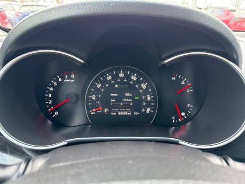 Used 2014 Kia Sorento LX w/ Touring Package (LX) image 23