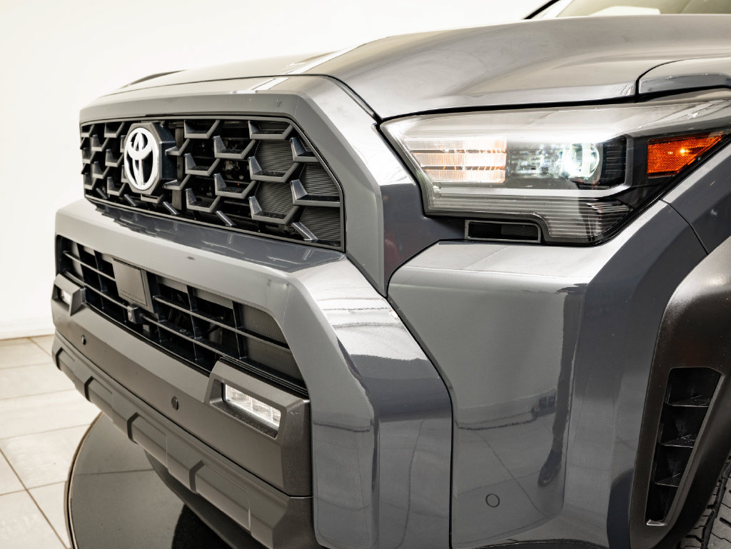 Used 2025 Toyota 4Runner TRD Off-Road Premium w/ Tow Technology Package AWD/4WD image 3