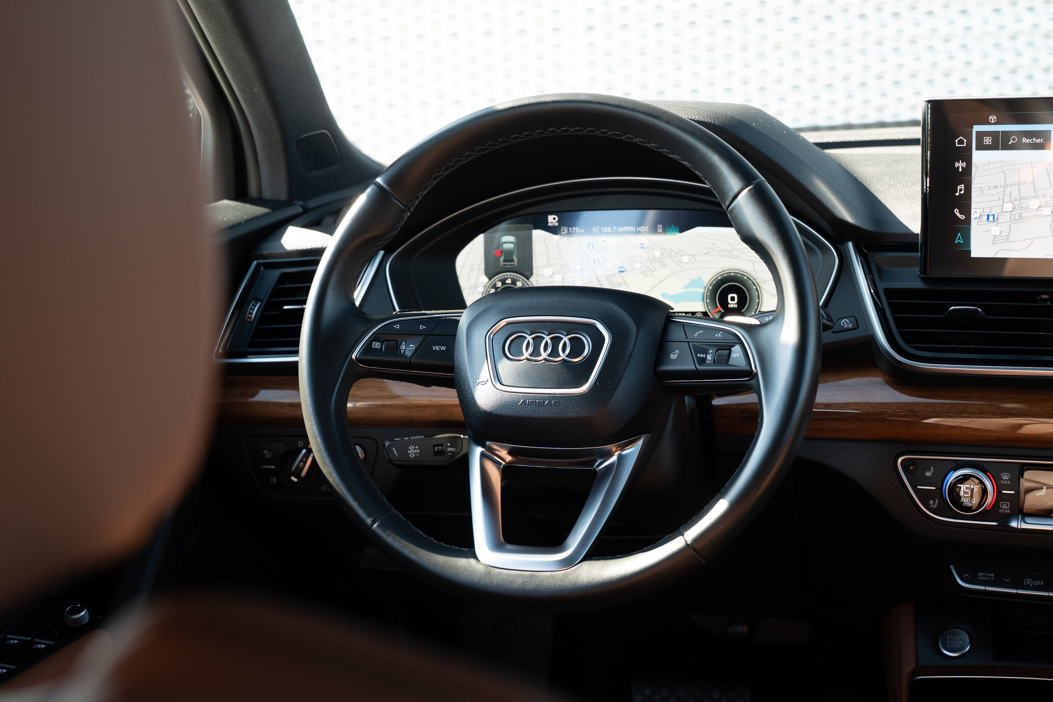 Certified 2023 Audi Q5 2.0T Prestige w/ Prestige Package AWD/4WD image 9