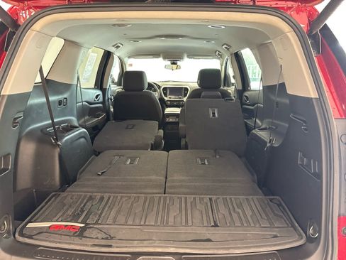 Used 2023 GMC Acadia SLE w/ Driver Convenience Package AWD/4WD image 10