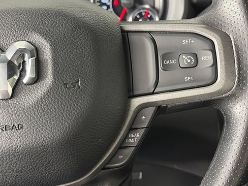 Used 2024 RAM 3500 Tradesman w/ Chrome Appearance Group AWD/4WD image 16