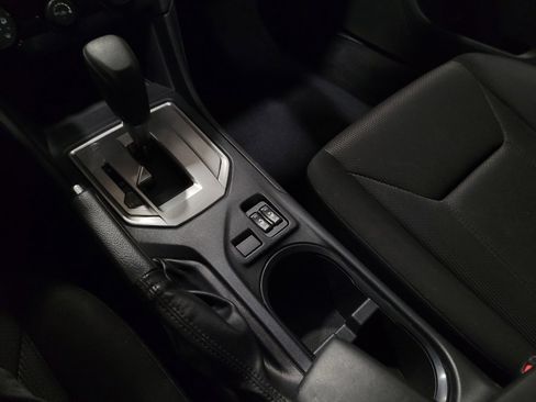 Used 2019 Subaru Impreza 2.0i Premium image 26