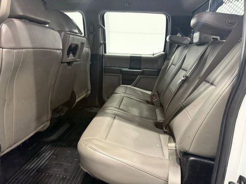 Used 2018 Ford F550 4x4 Crew Cab Super Duty image 18