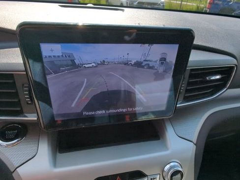 Used 2022 Ford Explorer XLT w/ Equipment Group 202A image 36