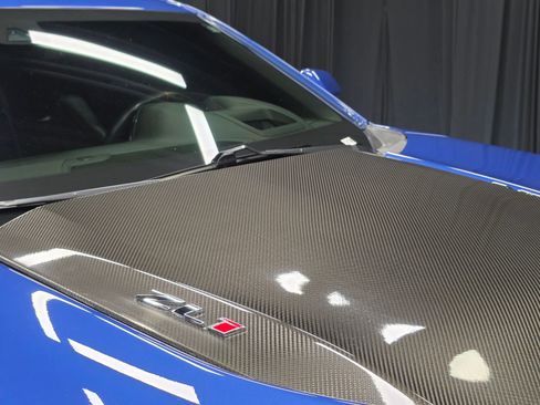 Used 2019 Chevrolet Camaro ZL1 RWD image 39