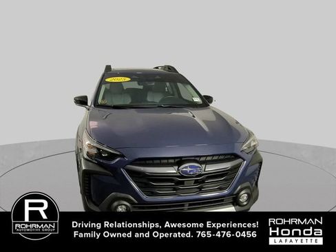 Used 2025 Subaru Outback Limited w/ Popular Package #2 AWD/4WD image 3