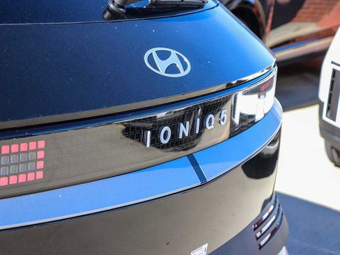 New 2026 Hyundai Ioniq 5 SEL image 10