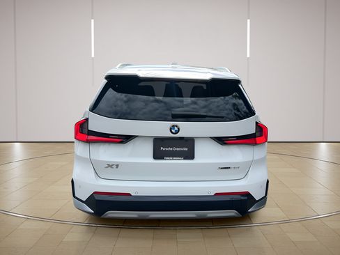Used 2025 BMW X1 xDrive28i w/ Premium Package AWD/4WD image 6