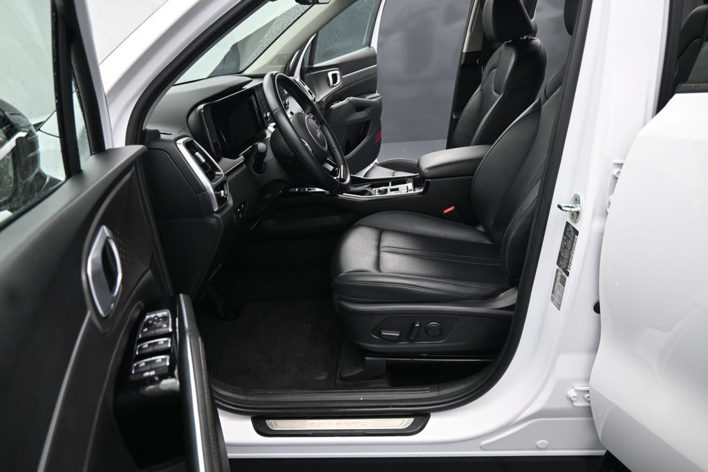 Used 2022 Kia Sorento SX AWD/4WD image 17