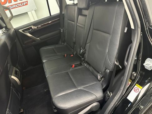 Used 2014 Lexus GX 460 w/ Premium Package AWD/4WD image 13