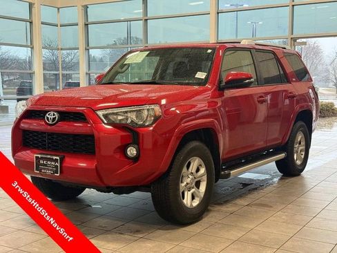 Used 2016 Toyota 4Runner SR5 Premium image 7