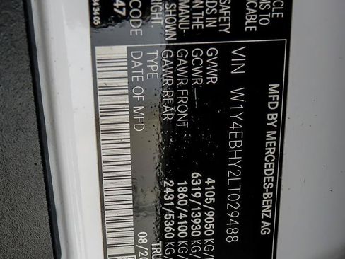 Used 2020 Mercedes-Benz Sprinter 2500 w/ Driver Convenience Package image 21