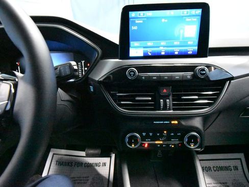 Used 2024 Ford Escape Active image 18