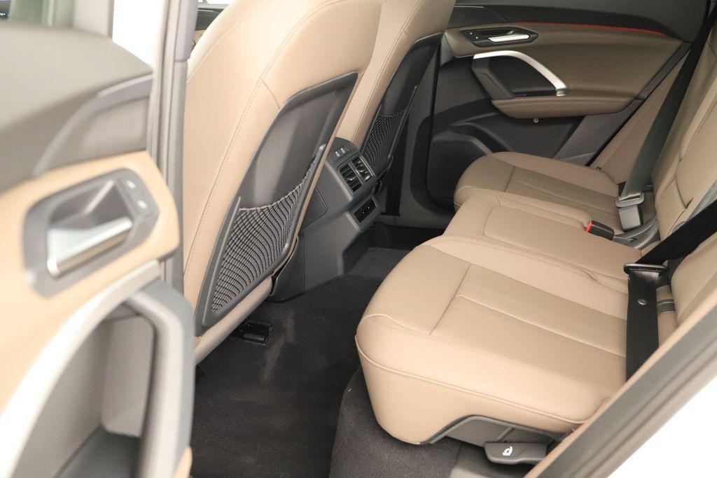 New 2026 Audi Q5 Premium AWD/4WD image 33