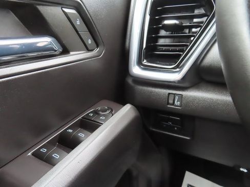 Used 2023 GMC Canyon Elevation w/ Convenience Package image 29