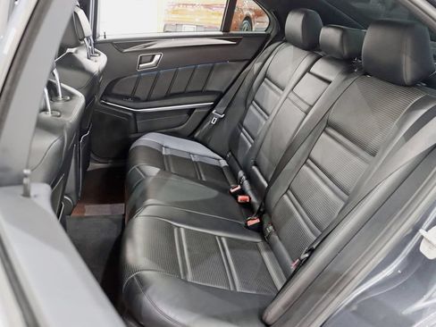 Used 2014 Mercedes-Benz E 63 AMG 4MATIC Sedan image 27