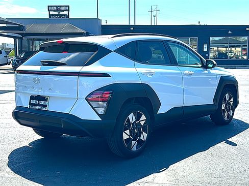 Used 2024 Hyundai Kona SEL image 8