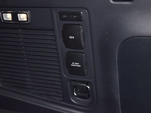 Certified 2025 Lincoln Navigator Black Label image 46