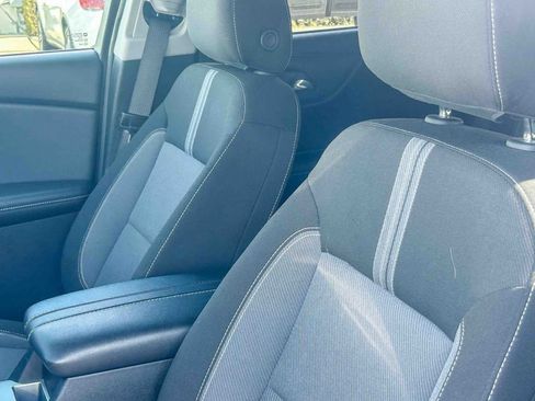 Used 2025 Chevrolet Blazer LT FWD image 24