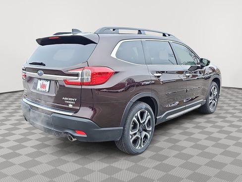 Used 2025 Subaru Ascent Touring image 5