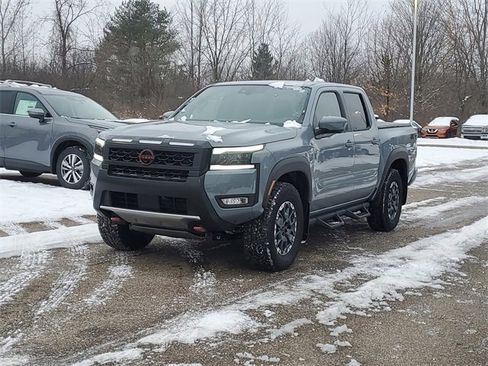 New 2026 Nissan Frontier PRO-4X image 2