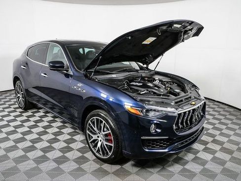 Certified 2022 Maserati Levante GT image 37