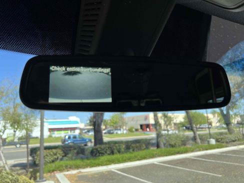 Used 2019 Mercedes-Benz Sprinter 2500 w/ Driver Convenience Package image 8