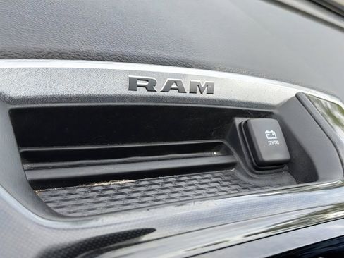 Used 2020 RAM 2500 Laramie w/ Night Edition AWD/4WD image 23