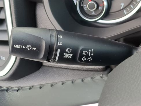 Certified 2022 RAM 1500 Big Horn image 32