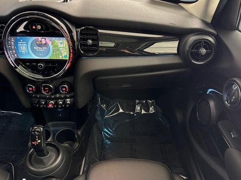 Used 2024 MINI Cooper S FWD image 30