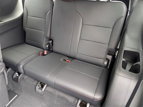 New 2026 Chevrolet Traverse Z71 w/ Enhanced Driving Package image 29