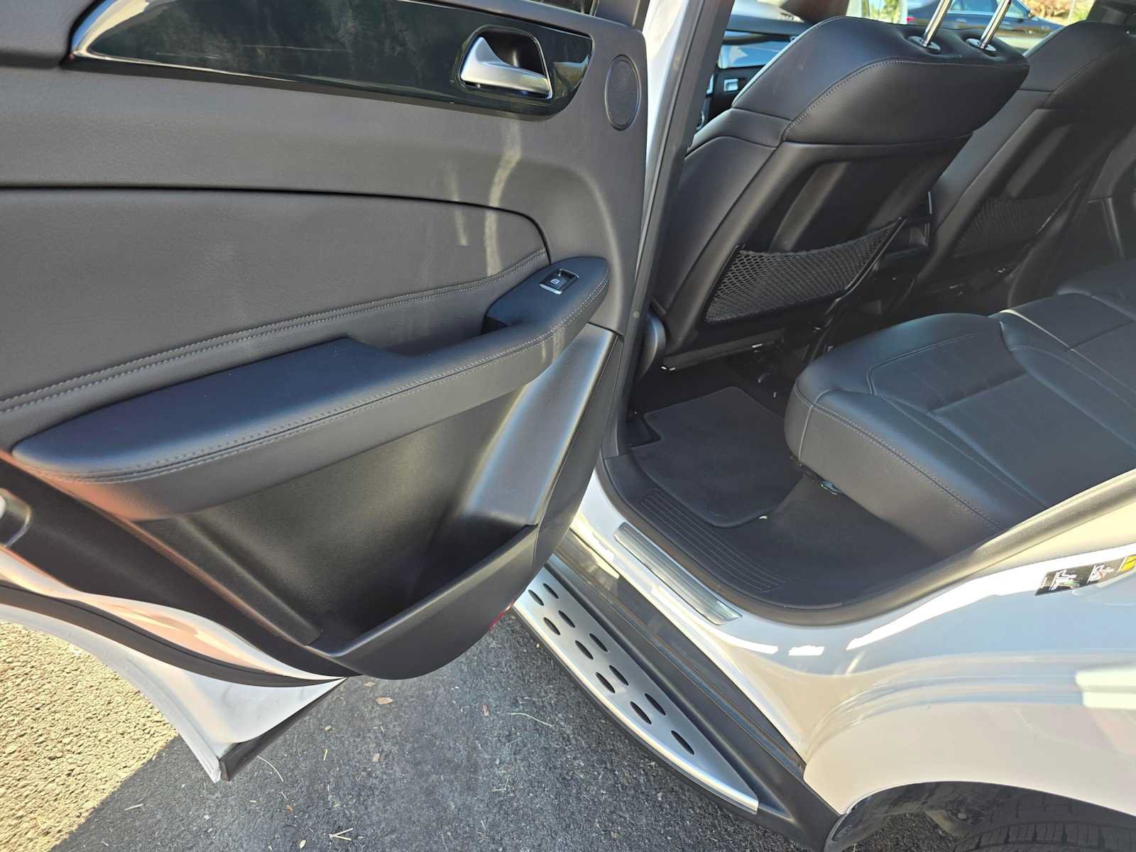 Used 2018 Mercedes-Benz GLE 350 4MATIC image 16