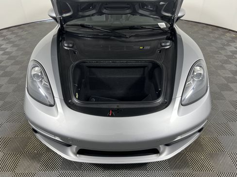 Certified 2018 Porsche 718 Cayman S RWD image 22