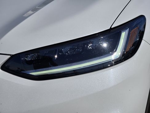 Used 2023 Honda HR-V LX image 6