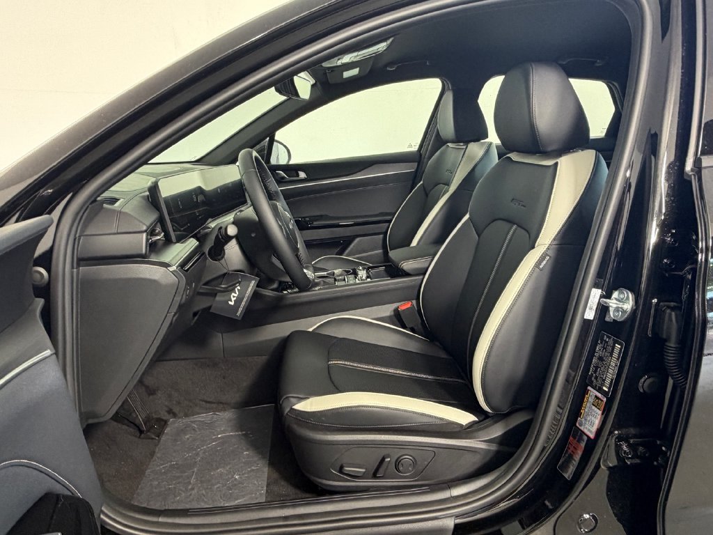 New 2026 Kia K5 GT-Line FWD image 11