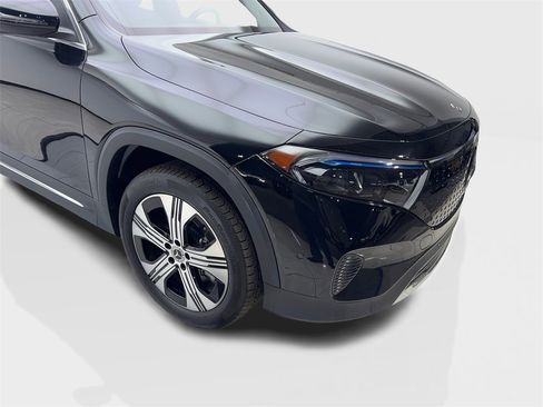 Used 2024 Mercedes-Benz EQB 300 4MATIC w/ Winter Package image 19