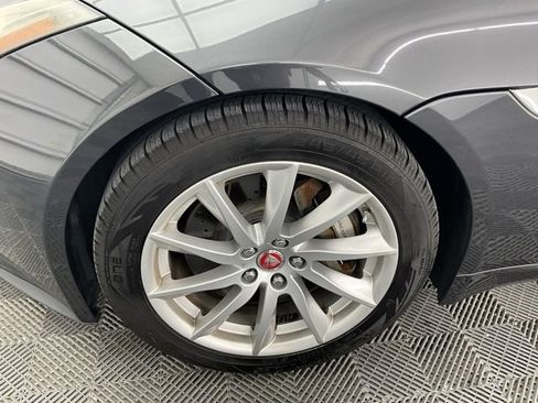 Used 2017 Jaguar F-TYPE Convertible image 24