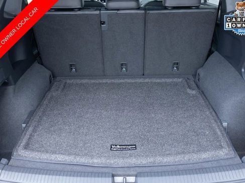 Used 2022 Volkswagen Tiguan SEL R-Line image 28