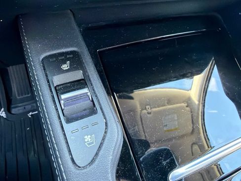 Used 2022 Kia Telluride EX w/ EX Premium Package AWD/4WD image 21