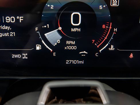 Used 2025 GMC Yukon AT4 Ultimate w/ LPO, Illumination Package AWD/4WD image 48